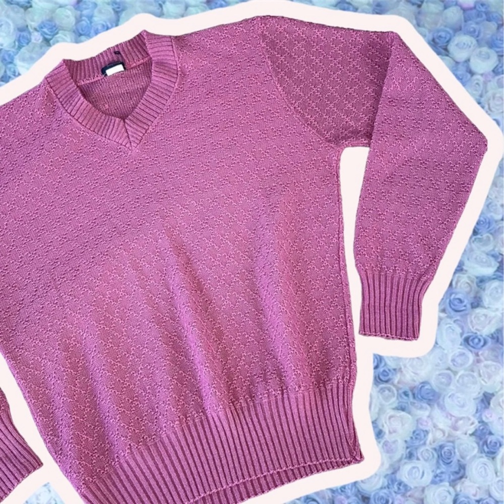 Vintage Sweater Muted Pink Textured Long Sleeved Pullover V Neck Nerd Aesthetic